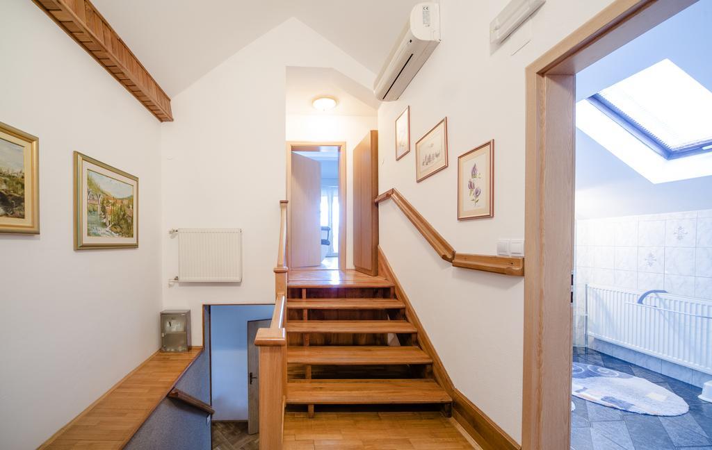 Apartment Bastaja Slunj Eksteriør billede