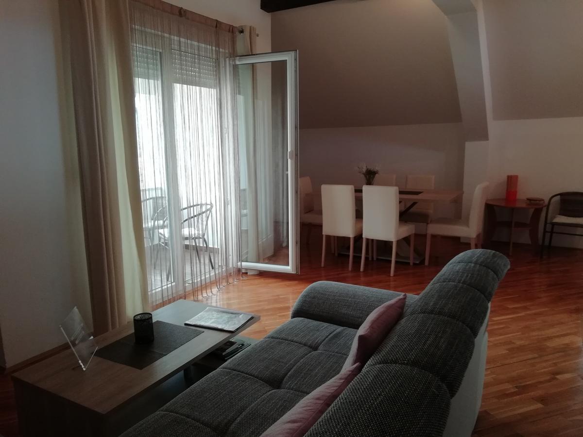 Apartment Bastaja Slunj Eksteriør billede